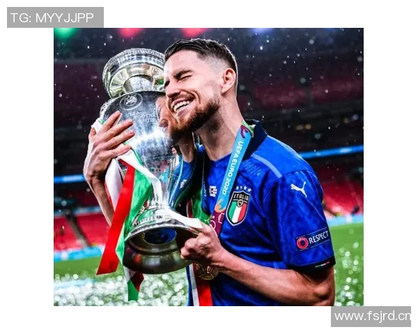 AC米兰荣获月度最佳球员,实至名归 AC米兰荣获月度最佳球员,实至名归