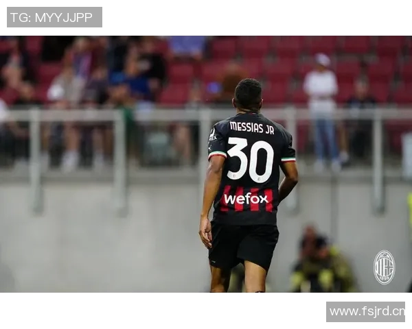 AC米兰荣获月度最佳球员，实至名归